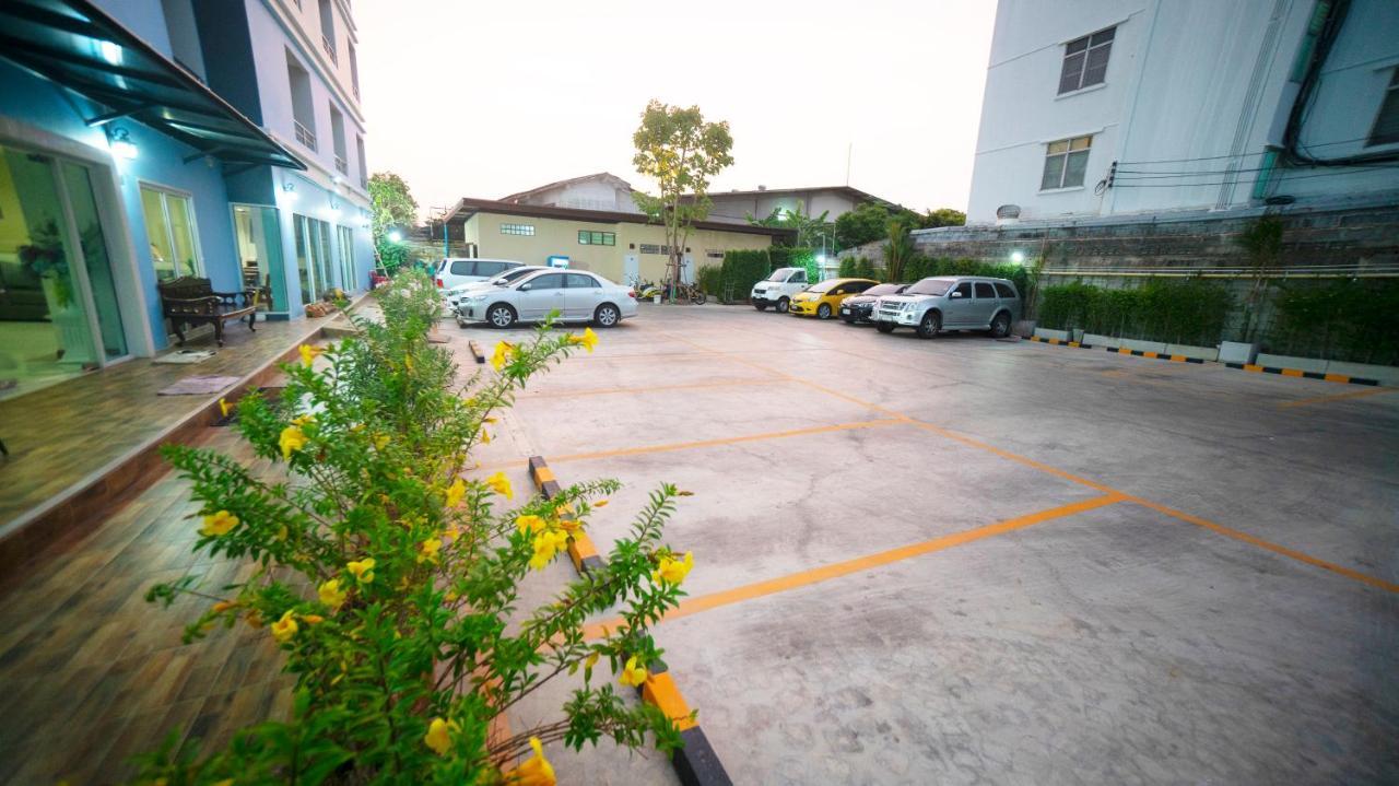 The Willing Hotel And Residence Bangkok Esterno foto